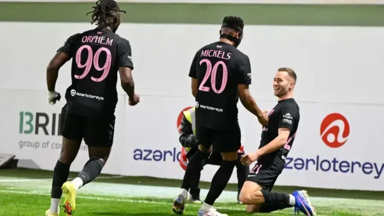 Ako prođe Hapoel, Zvezdu čeka razgoropađeni Veljko Simić; upisao se i Severina (VIDEO) Ako prođe Hapoel, Zvezdu čeka razgoropađeni Veljko Simić; upisao se i Severina (VIDEO)