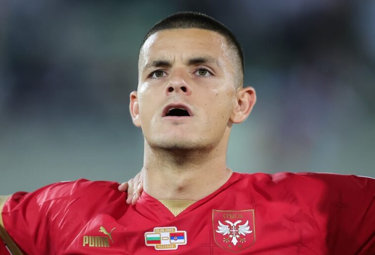 Sijetl spreman da plati šest miliona dolara za Srbina Sijetl spreman da plati šest miliona dolara za Srbina