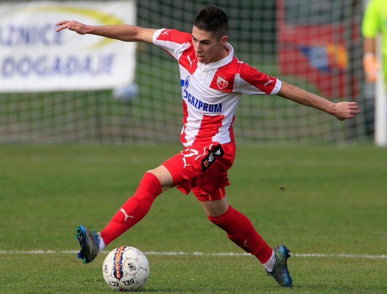 MAX-SPORT PRVI NAJAVIO: “Dizelka” na atomski pogon – Plavšić potpisao MAX-SPORT PRVI NAJAVIO: “Dizelka” na atomski pogon – Plavšić potpisao