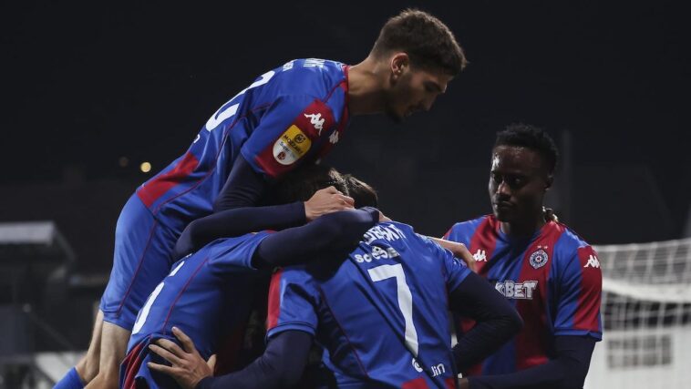 Demba Sek bio na korak od odlaska, ali su usledili problemi