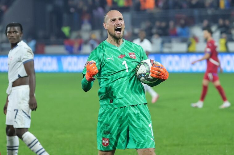 Srbin ponovo zaustavio Portugalca i slavio u velikom derbiju (VIDEO) Srbin ponovo zaustavio Portugalca i slavio u velikom derbiju (VIDEO)