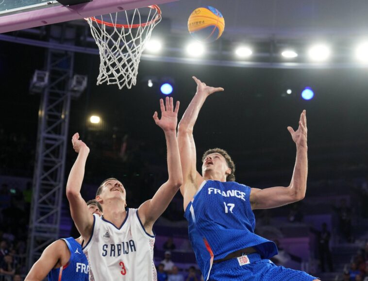 Basketaši Srbije se iz Antverpena vraćaju bez medalje Basketaši Srbije se iz Antverpena vraćaju bez medalje